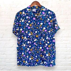 Peanuts Men’s Button Down Short Sleeve Rayon Shirt size Large